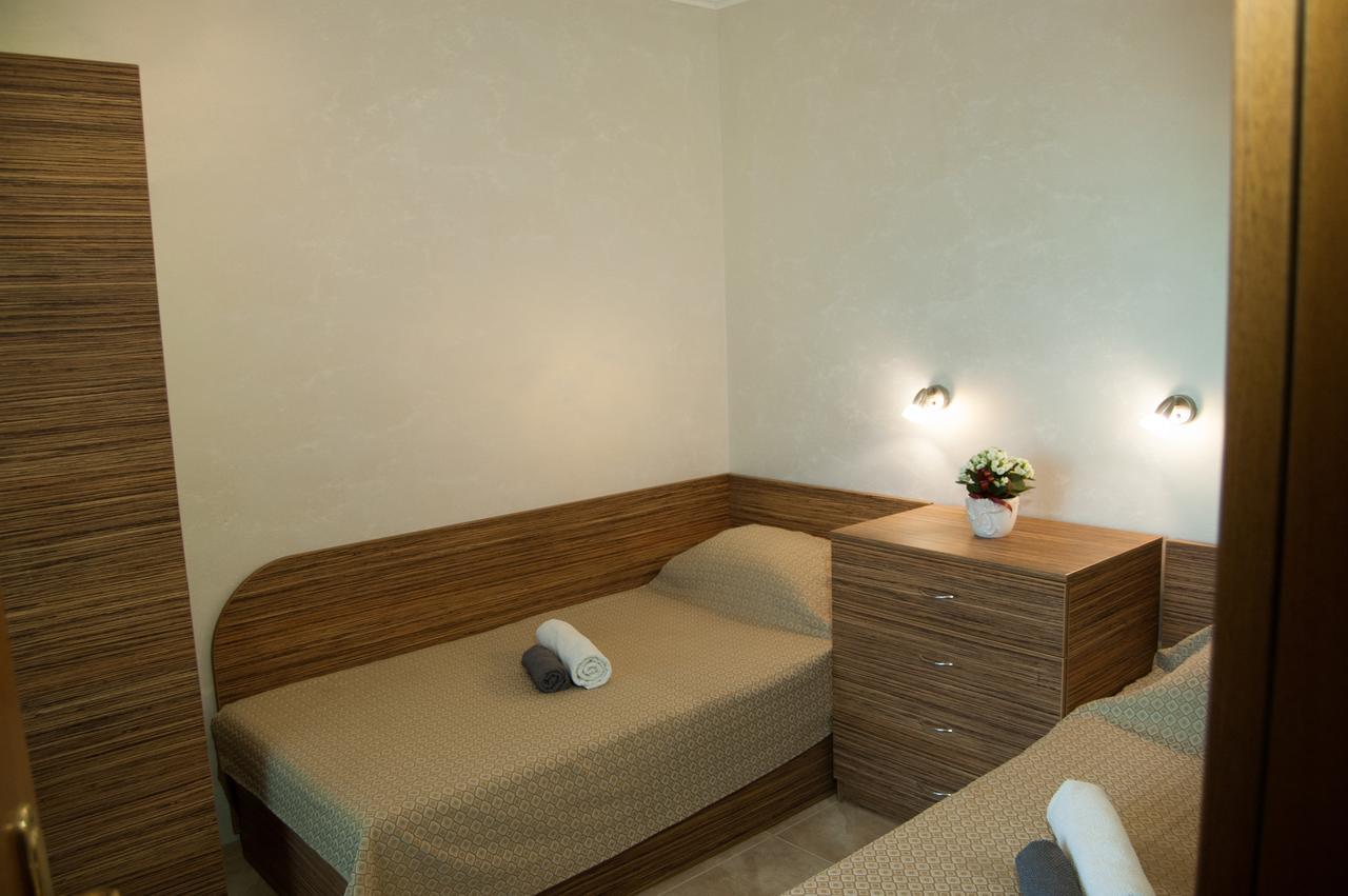 Apartment Primorsko Esterno foto