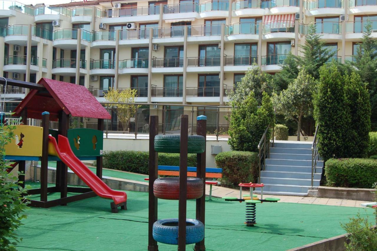 Apartment Primorsko Esterno foto